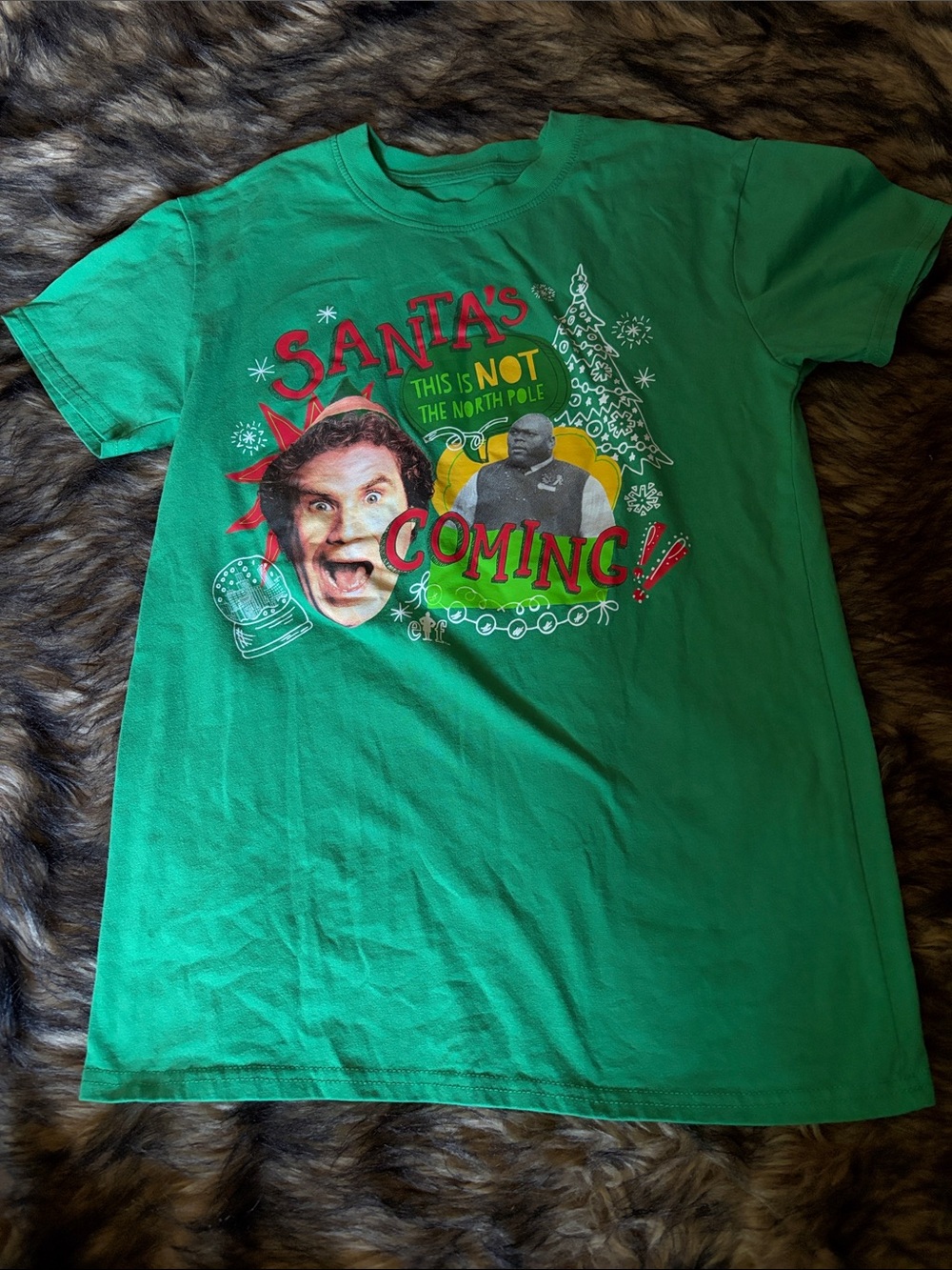 ELF Graphic T-Shirt “Santa’s Coming” Size Small Christmas